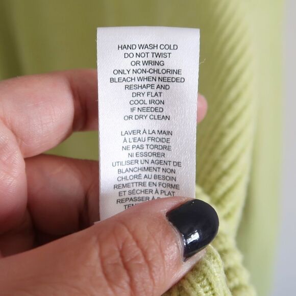 Tahari Lime Green Sweater - Size Medium - Picture 9 of 9